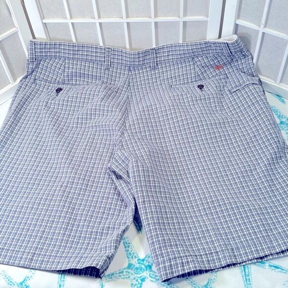 Dockers Shorts - Picture 2 of 11